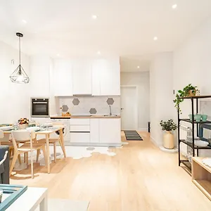 Apartamento Edsam White